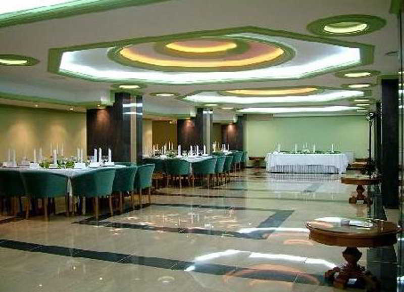 Hotel Diplomat Bucarest Restaurante foto